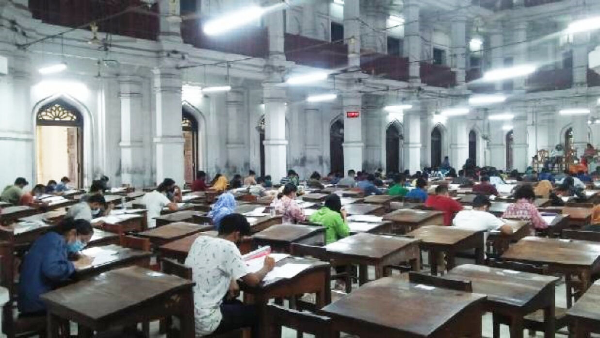 ঢাকা বিশ্ববিদ্যালয়