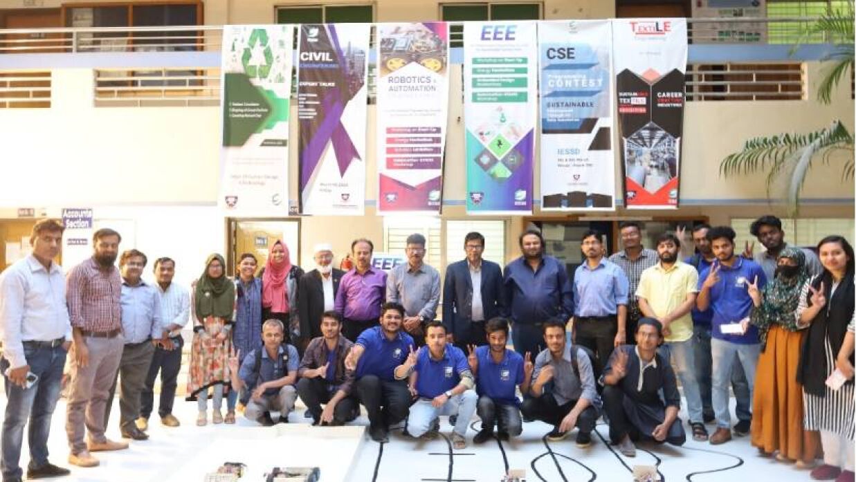 ‘হাতে-কলমে’ প্রোগ্রামিং শেখানো হলো অতীশ দীপঙ্কর ইউনিভার্সিটি শিক্ষার্থীদের