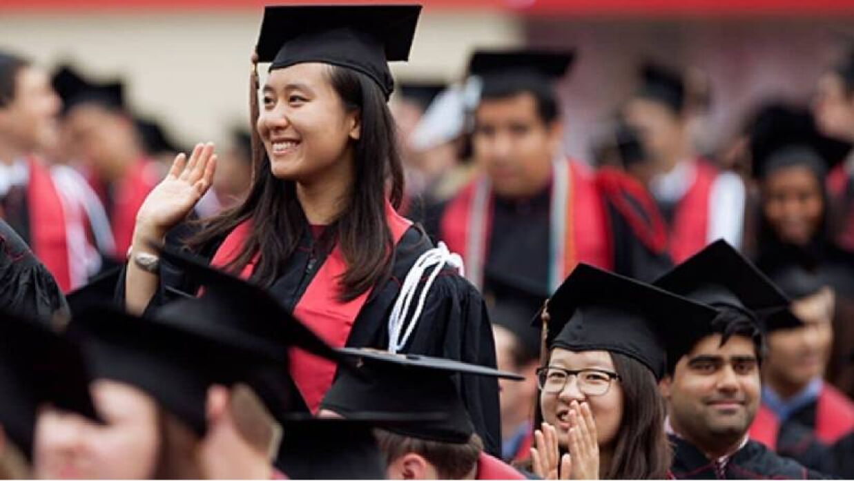 স্নাতকোত্তর ও পিএইচডি করুন কাতারের ইউনিভার্সিটিতে