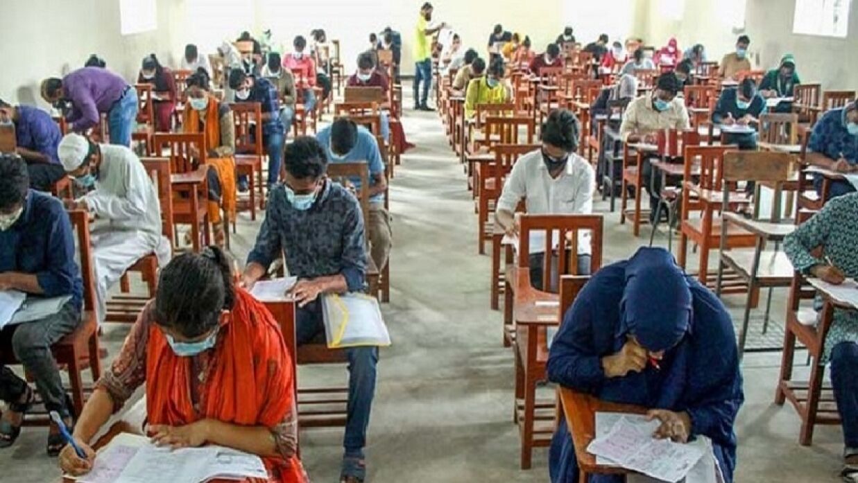 ভর্তি পরীক্ষায় ন্যূনতম পাস নম্বরও উঠাতে পারছেন না শিক্ষার্থীরা