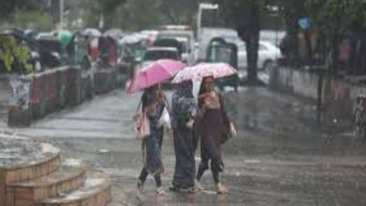 বৃষ্টি নিয়ে যা জানালো আবহাওয়া অফিস