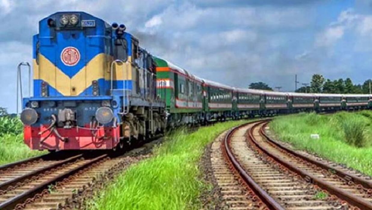 ঈদের আগেই বাড়ছে ট্রেনের ভাড়া