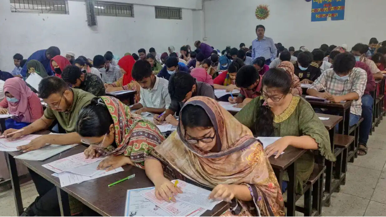 ভর্তি পরীক্ষার্থী