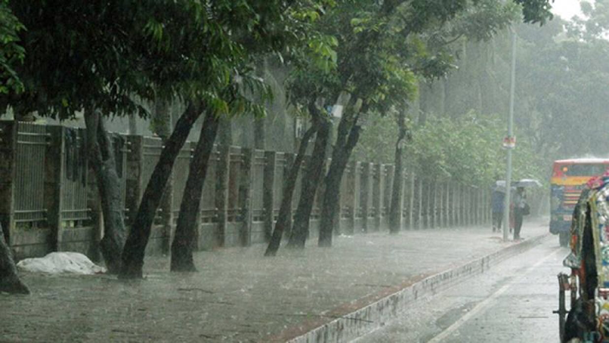 ঢাকাসহ ৫ বিভাগে বজ্রসহ বৃষ্টির পূর্বাভাস