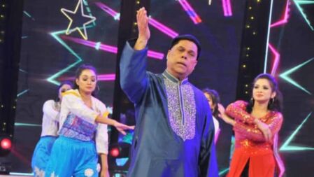 এবার ঈদে বাংলার সঙ্গে হিন্দি গানও শোনাবেন মাহফুজুর রহমান
