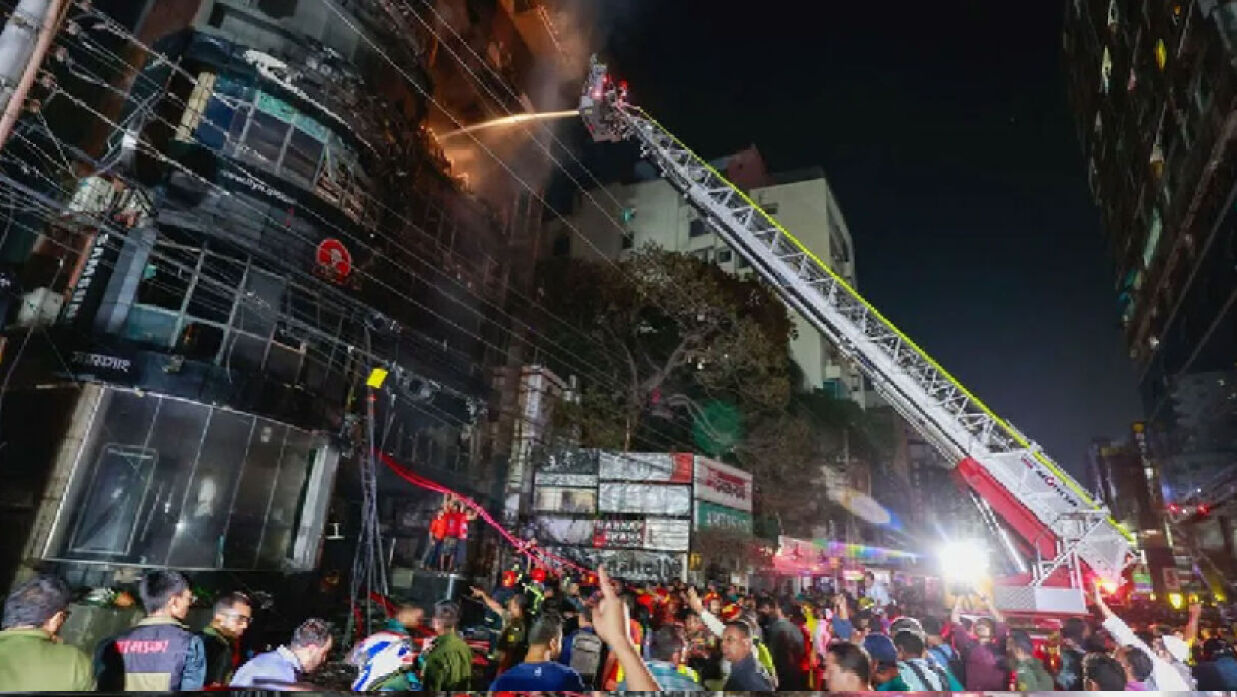 বেইলি রোডে ভবনে আগুনের ঘটনায় আরও ৩ জন গ্রেপ্তার