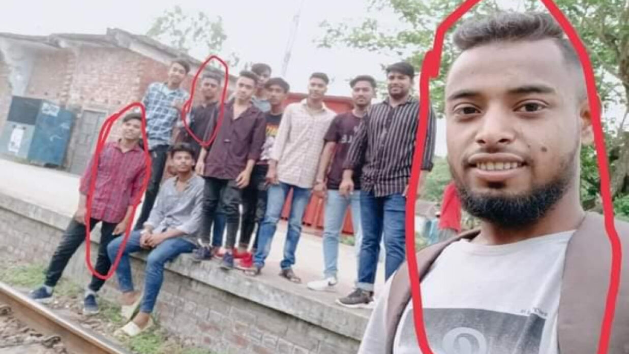 এক সঙ্গে তিন বন্ধুর মৃত্যু, ট্রাক ও ট্রেনের সংঘর্ষ