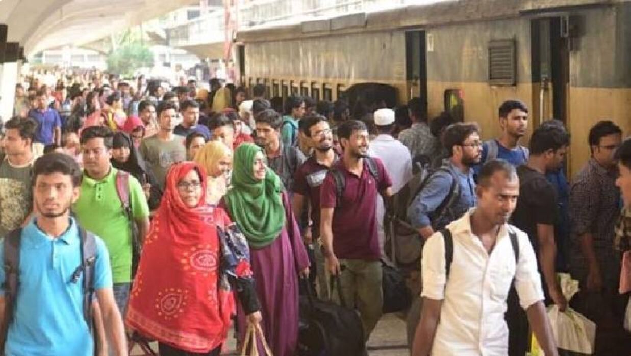 রাজধানী ছেড়েছেন ২০ লাখের বেশি মুঠোফোন সিমধারী