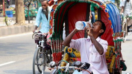 হিট স্ট্রোক প্রতিরোধে যা করবেন