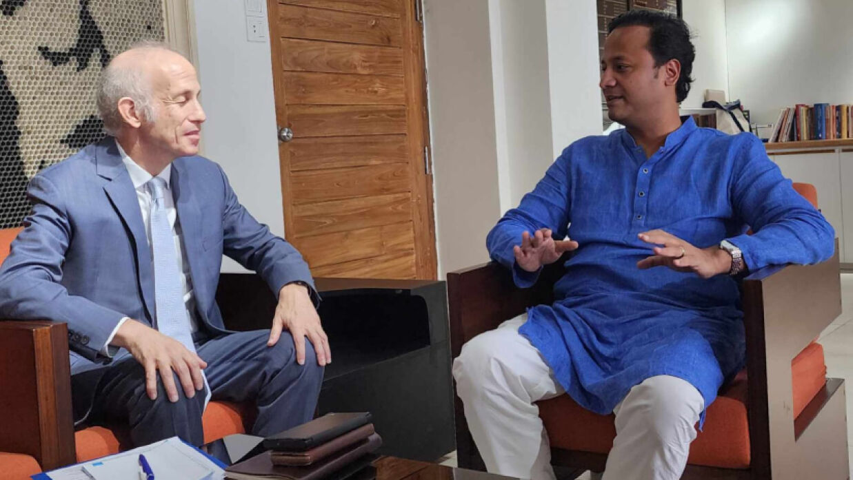 মহিবুল হাসান চৌধুরীর সঙ্গে মি. শেলডন ইয়েট