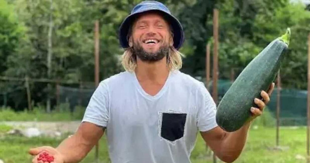 ইনফ্লুয়েন্সার বাবা