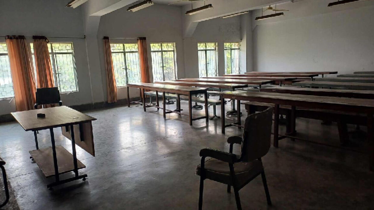 পরীক্ষার্থী শূন্য হল