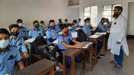 শিক্ষকদের অবসর সুবিধা সহজ করতে কমিটি গঠনের সুপারিশ