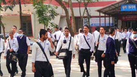 মাধ্যমিক বিদ্যালয় ও কলেজও সাতদিন বন্ধ ঘোষণা