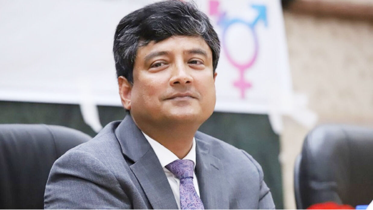 সেবা পেতে শিক্ষার্থীরা যেন হয়রানি না হয়, কর্মকর্তা-কর্মচারীদের উপাচার্য