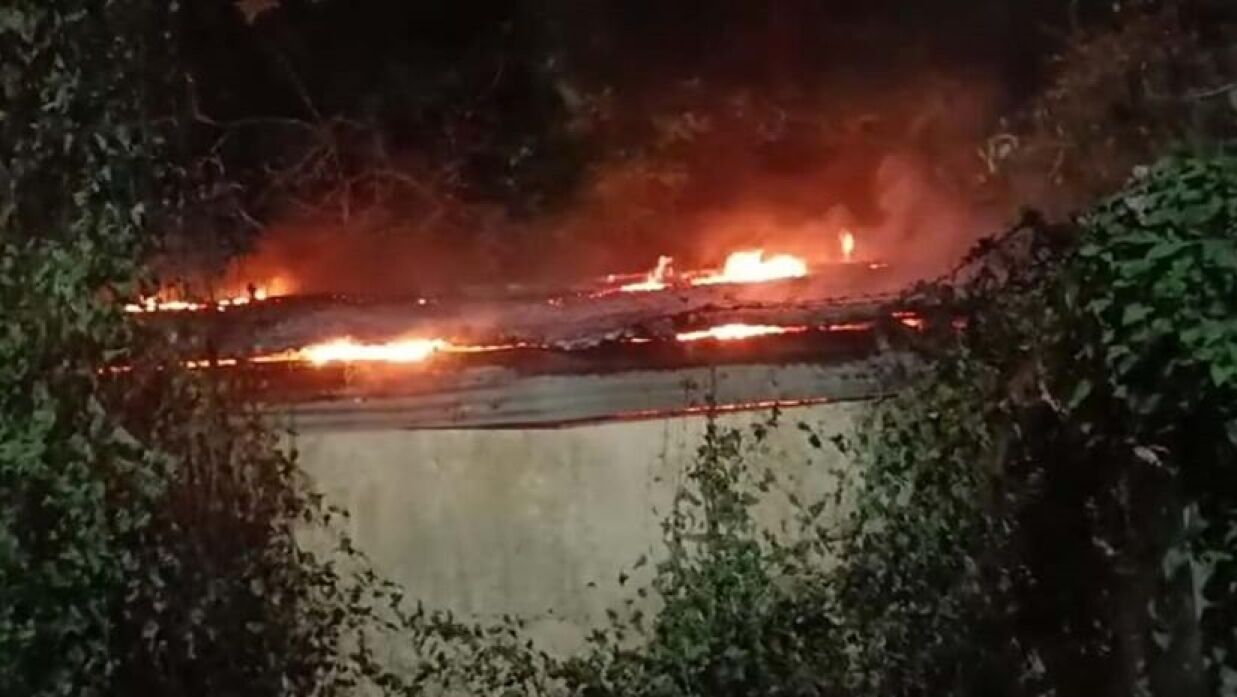 পশ্চিমবঙ্গের বর্ধমান বিশ্ববিদ্যালয় চত্বরে সোমবার রাতে আগুন লাগে