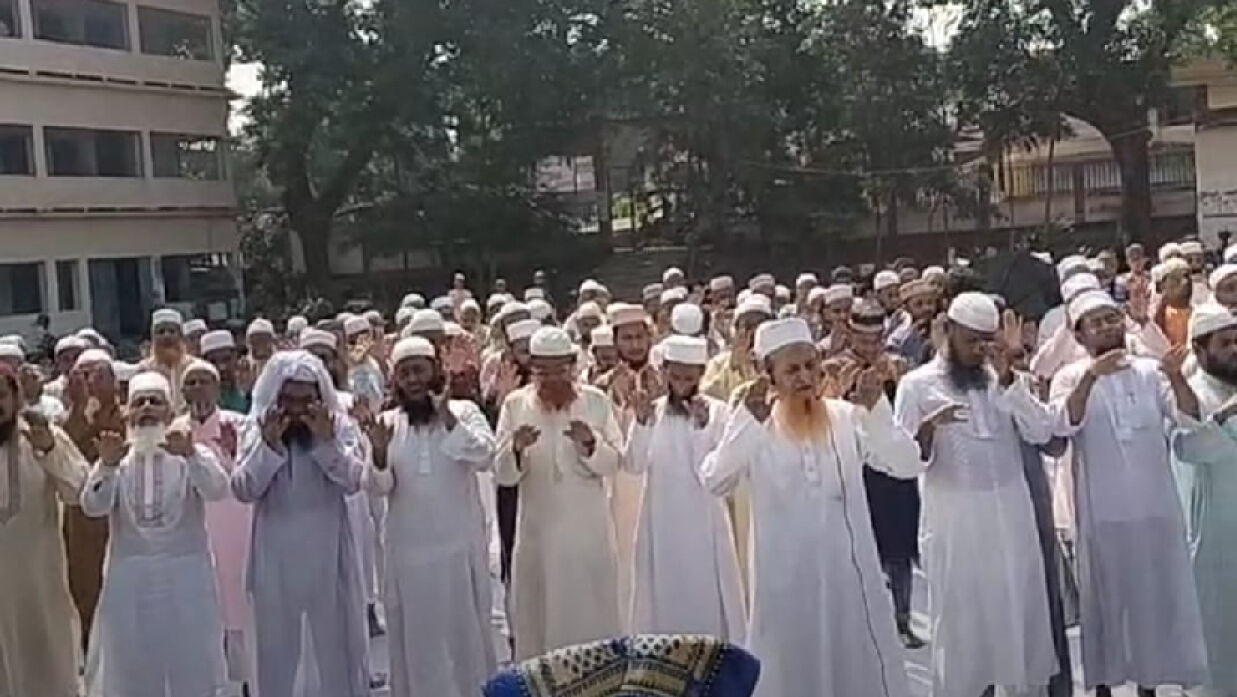 বৃষ্টির জন্য ভোলায় দ্বিতীয়বার ইসতেস্কার নামাজ