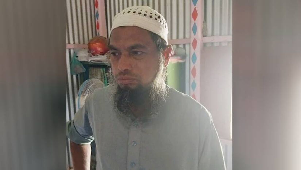 অভিযুক্ত মাওলানা আজমত আলী