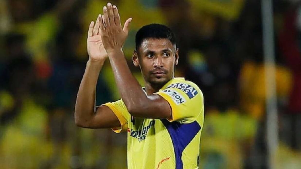 দুই উইকেট নিয়ে ফের সেরার দৌঁড়ে মুস্তাফিজ