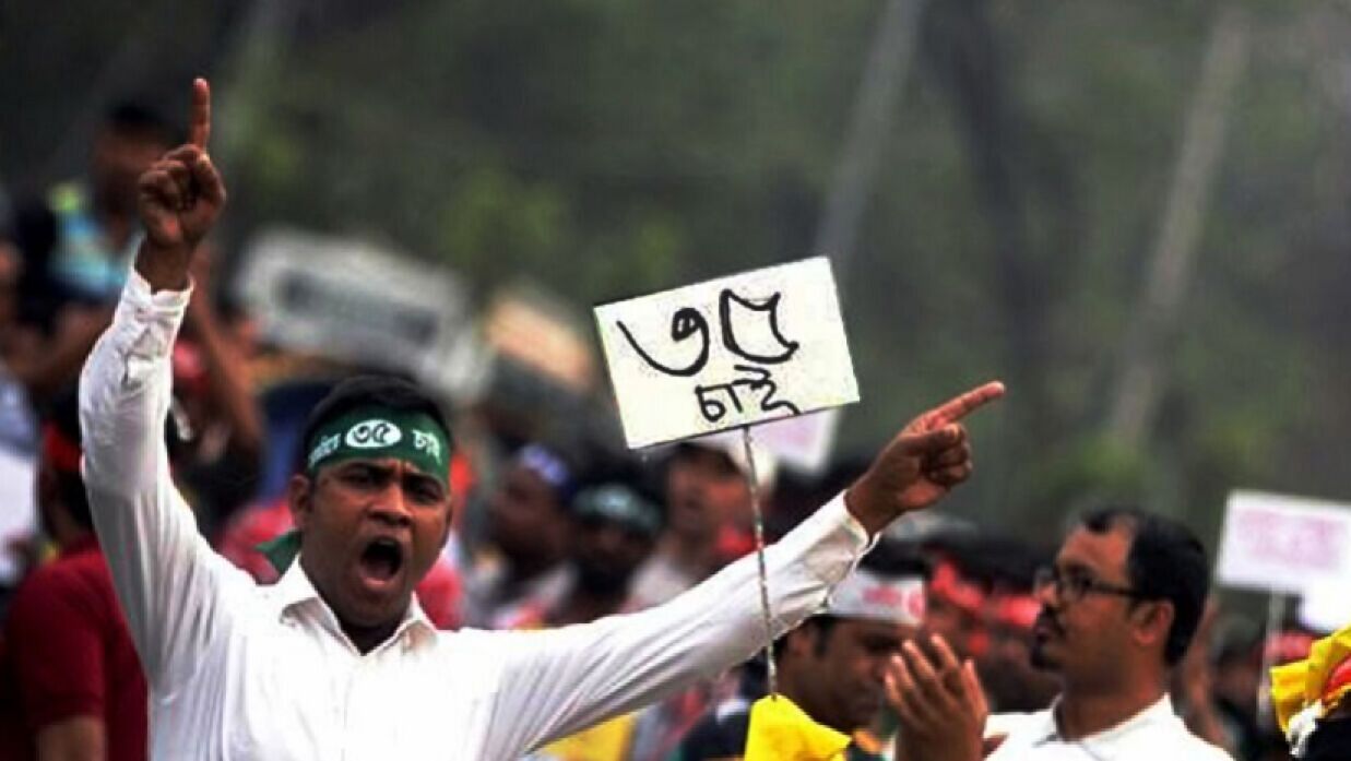 সরকারি চাকরিতে প্রবেশের বয়স ৩৫ বছর করতে দীর্ঘদিন আন্দোলন চলছে