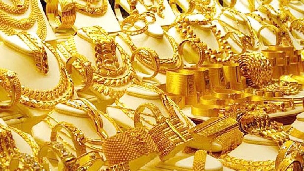 এবার এক লাফে স্বর্ণের ভরিতে বাড়লো ৬ হাজার টাকার বেশি