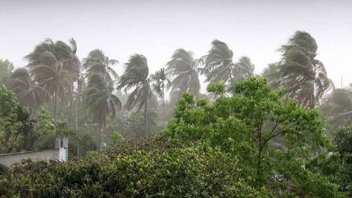 ঢাকাসহ ১৫ অঞ্চলে ৮০ কিমি বেগে ঝড়ের আভাস
