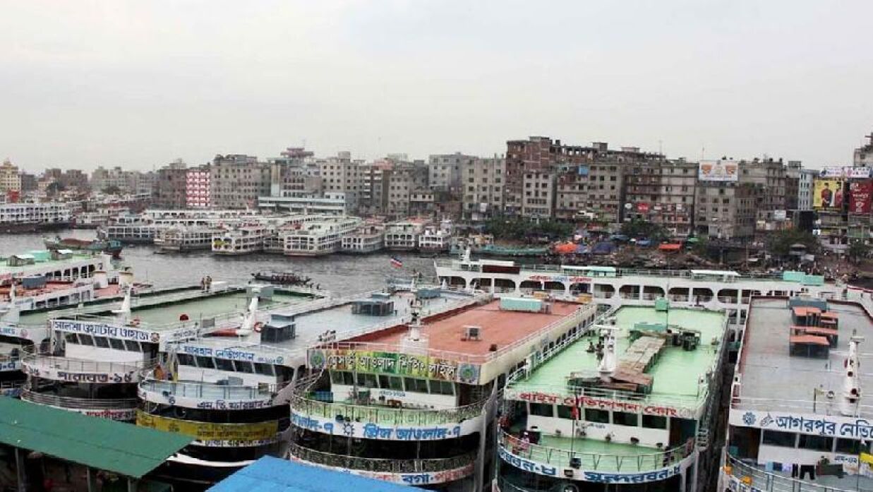 ২৪ ঘণ্টা বন্ধ থাকবে নৌযান চলাচল