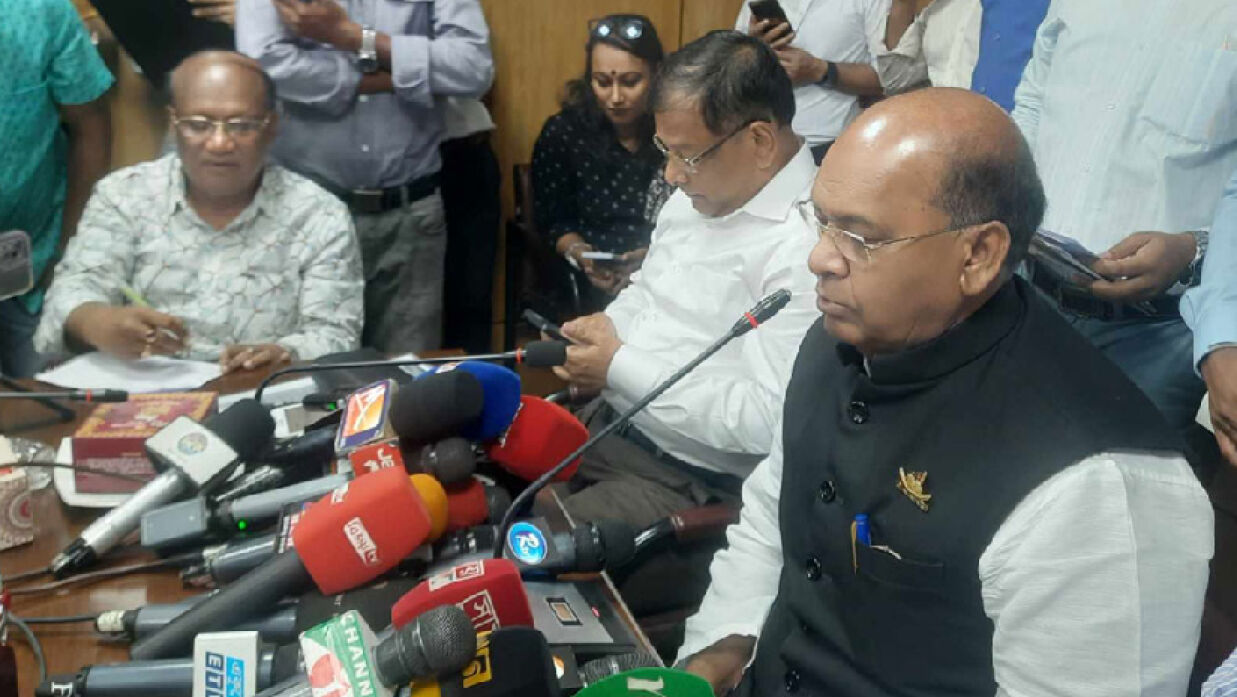 দুর্যোগ ব্যবস্থাপনা ও ত্রাণ প্রতিমন্ত্রী মো. মহিববুর রহমান