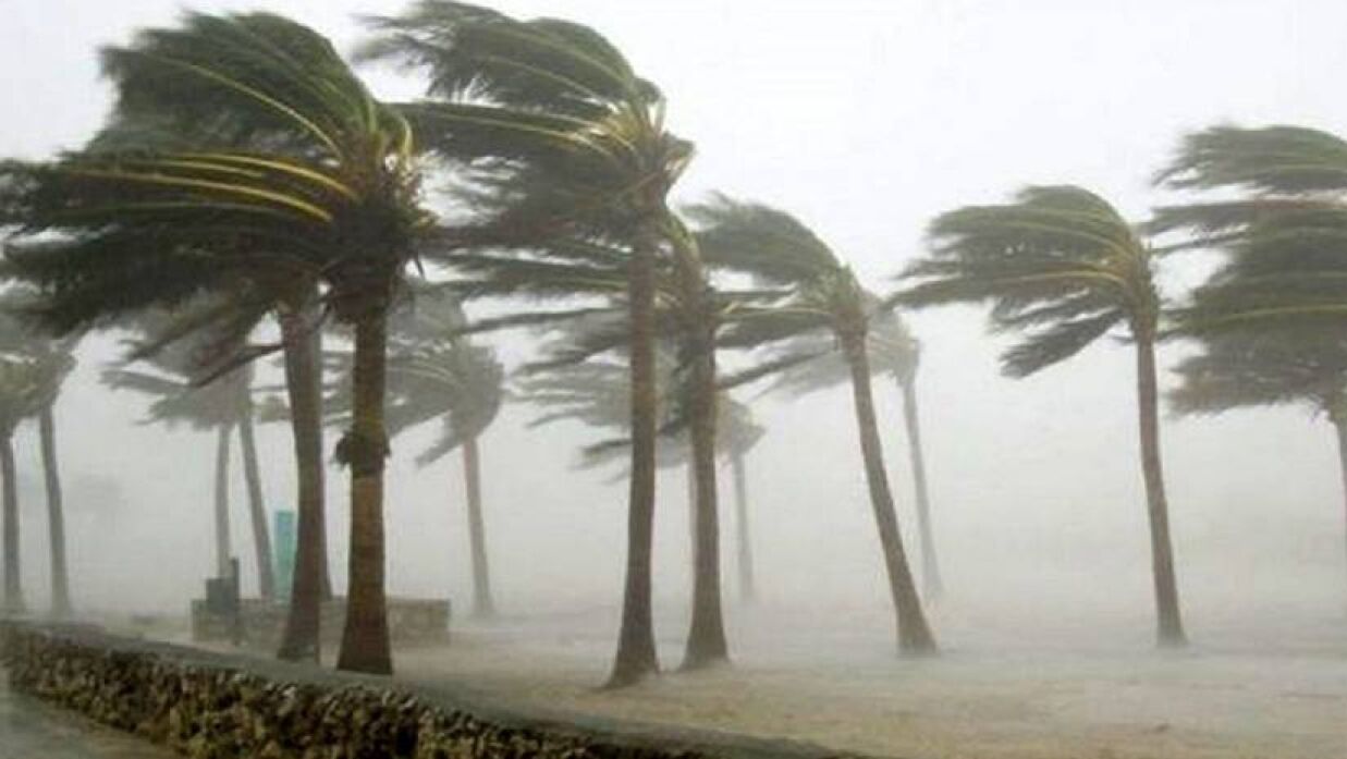 দুপুরের মধ্যে ১১ জেলায় তীব্র ঝড়ের আশঙ্কা

