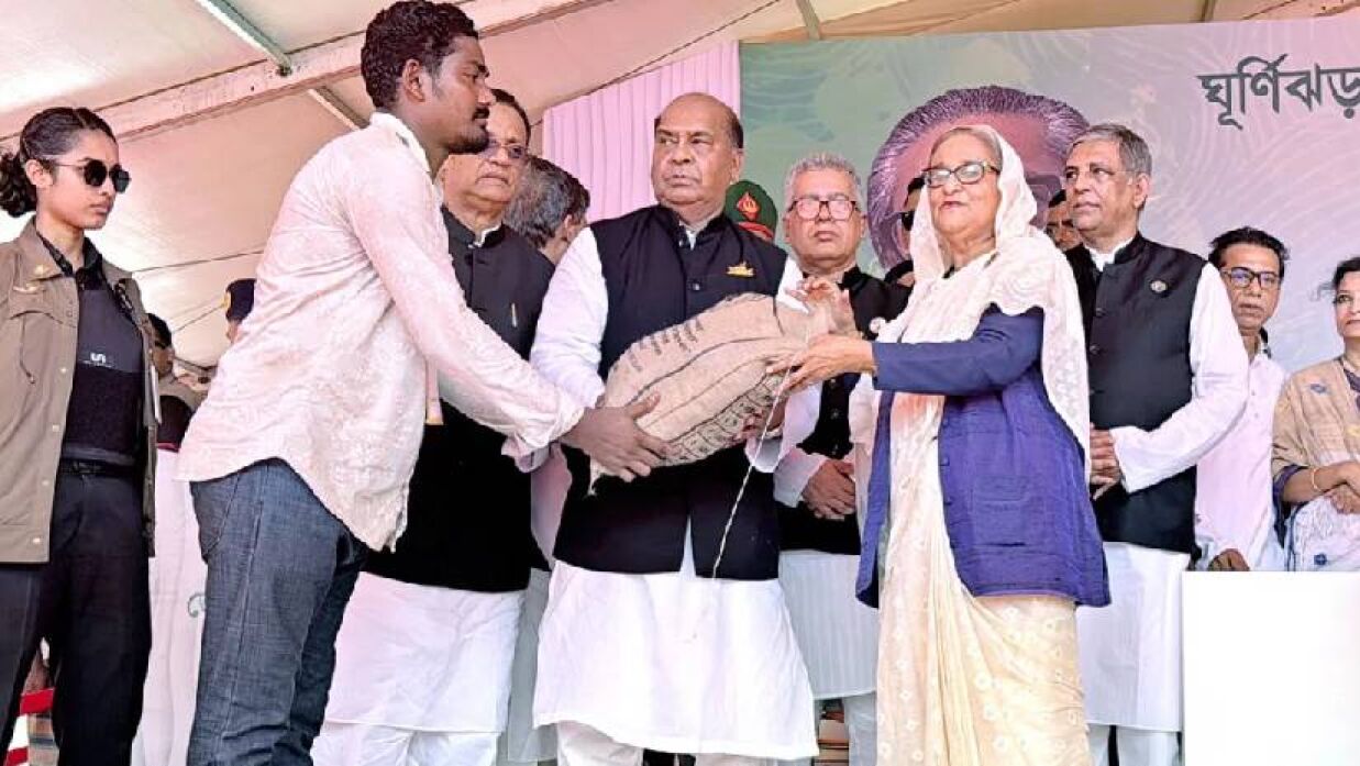 প্রধানমন্ত্রী শেখ হাসিনা