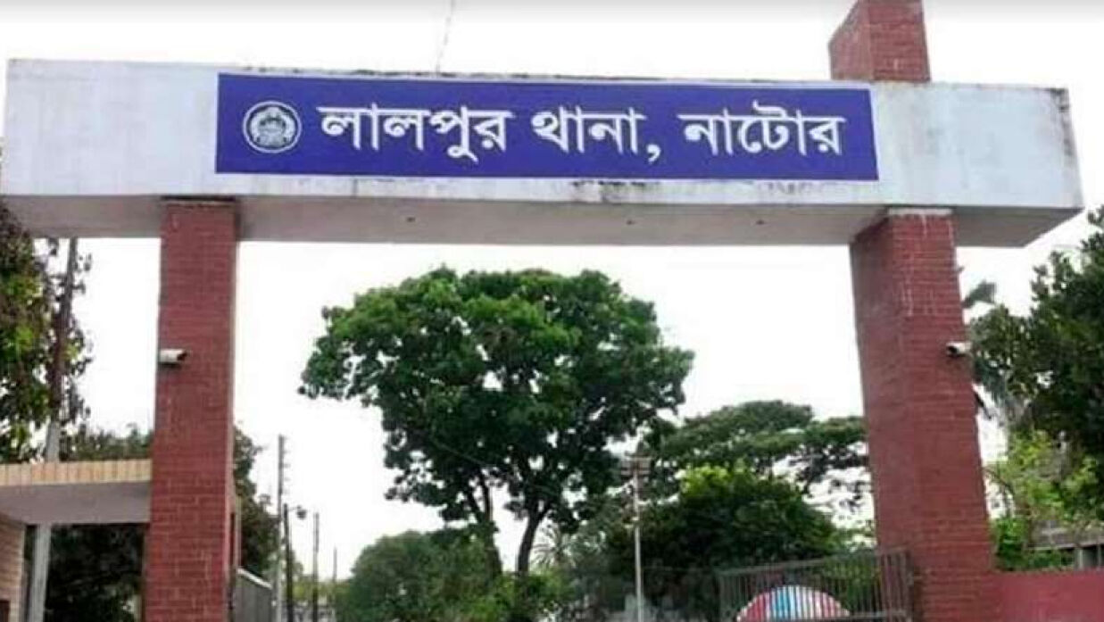 স্মার্টফোন কিনে না দেওয়ায় অভিমানে চলে গেলেন ১৩ বছরের মঈন