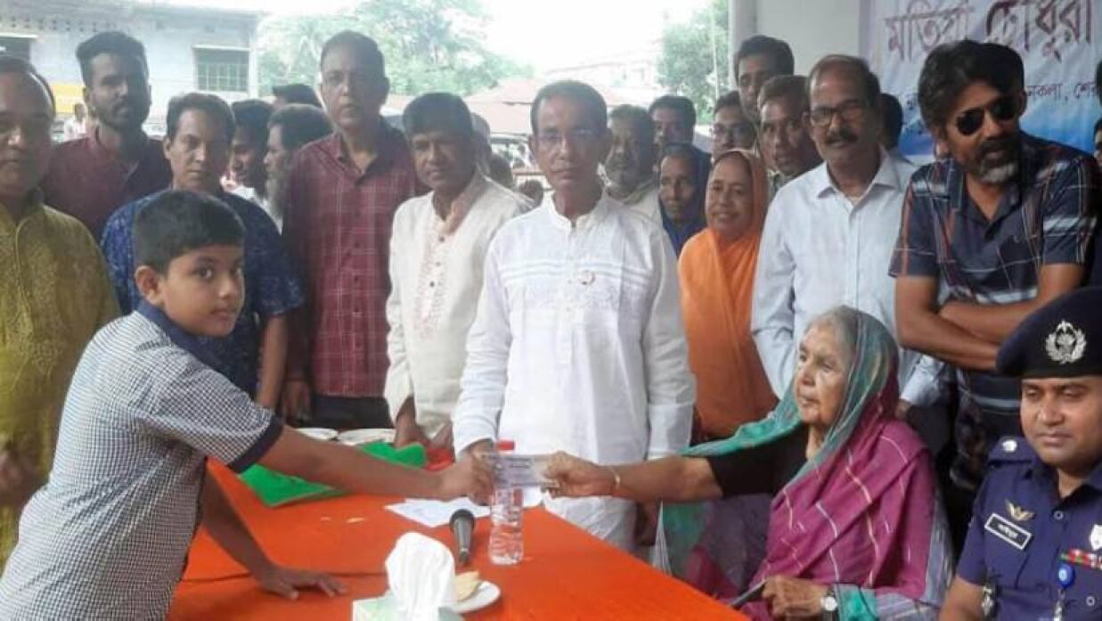 বেগম মতিয়া চৌধুরী