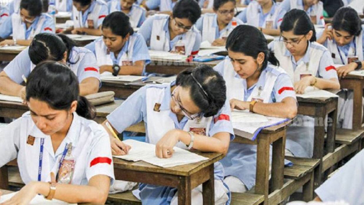 মাধ্যমিকের ষাণ্মাসিক মূল্যায়ন সূচিতে আবারও পরিবর্তন