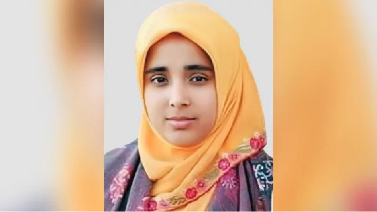 সহকারী শিক্ষক মাহফুজা খাতুন