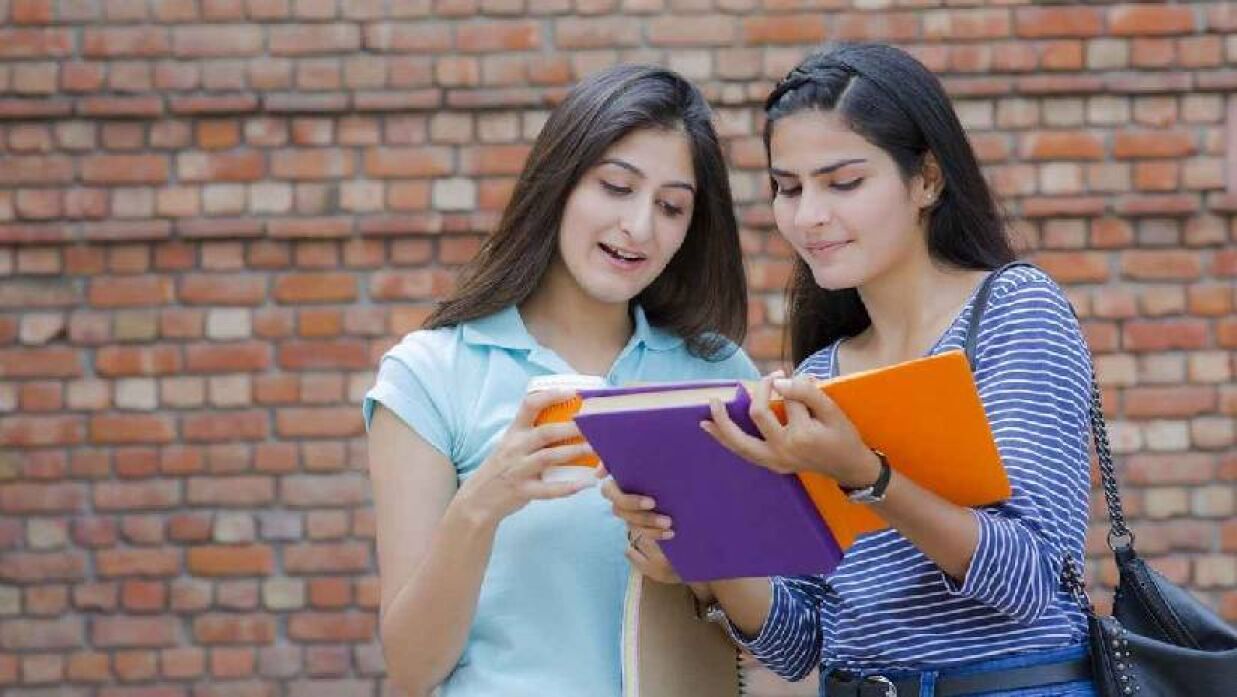 স্কলারশিপ নিয়ে পড়ুন যুক্তরাষ্ট্রে