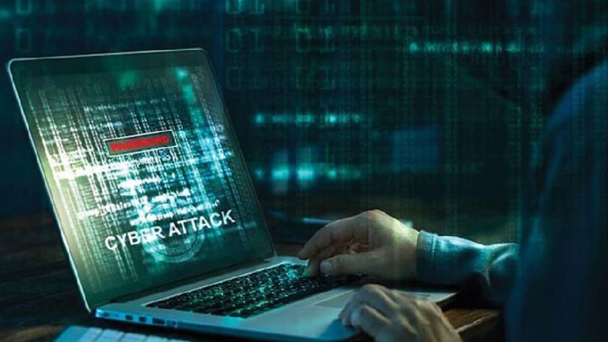 বাড়ছে সাইবার অপরাধ