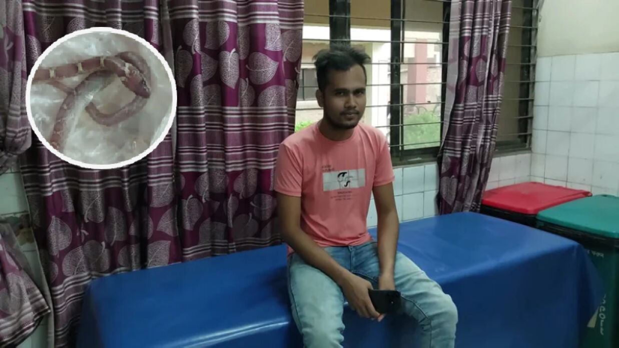 আহত শিক্ষার্থী মোহন মণ্ডল