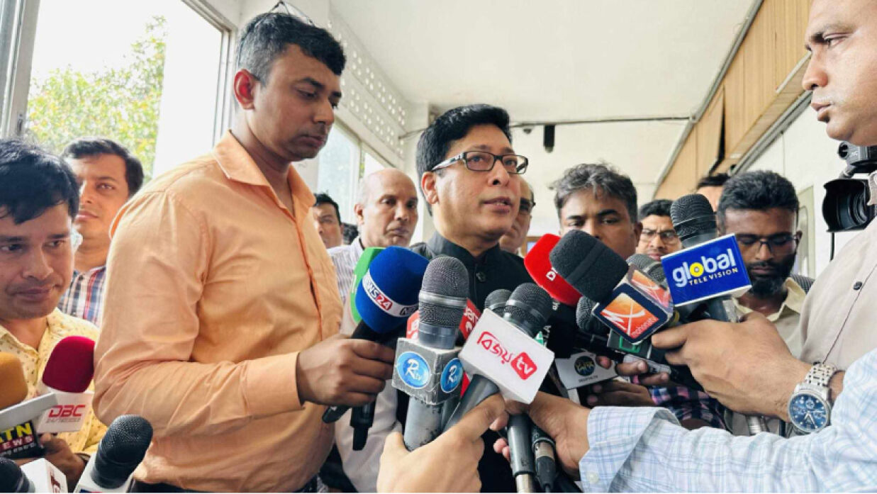 আদালতের সমাধানের পর কোনো কিছু থাকলে আমরা বসতে প্রস্তুত: জনপ্রশাসনমন্ত্রী