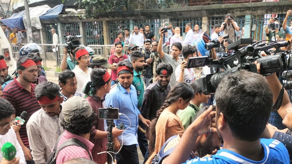 বঙ্গভবনে কোটা আন্দোলনকারীদের ১২ সদস্যের প্রতিনিধি দল