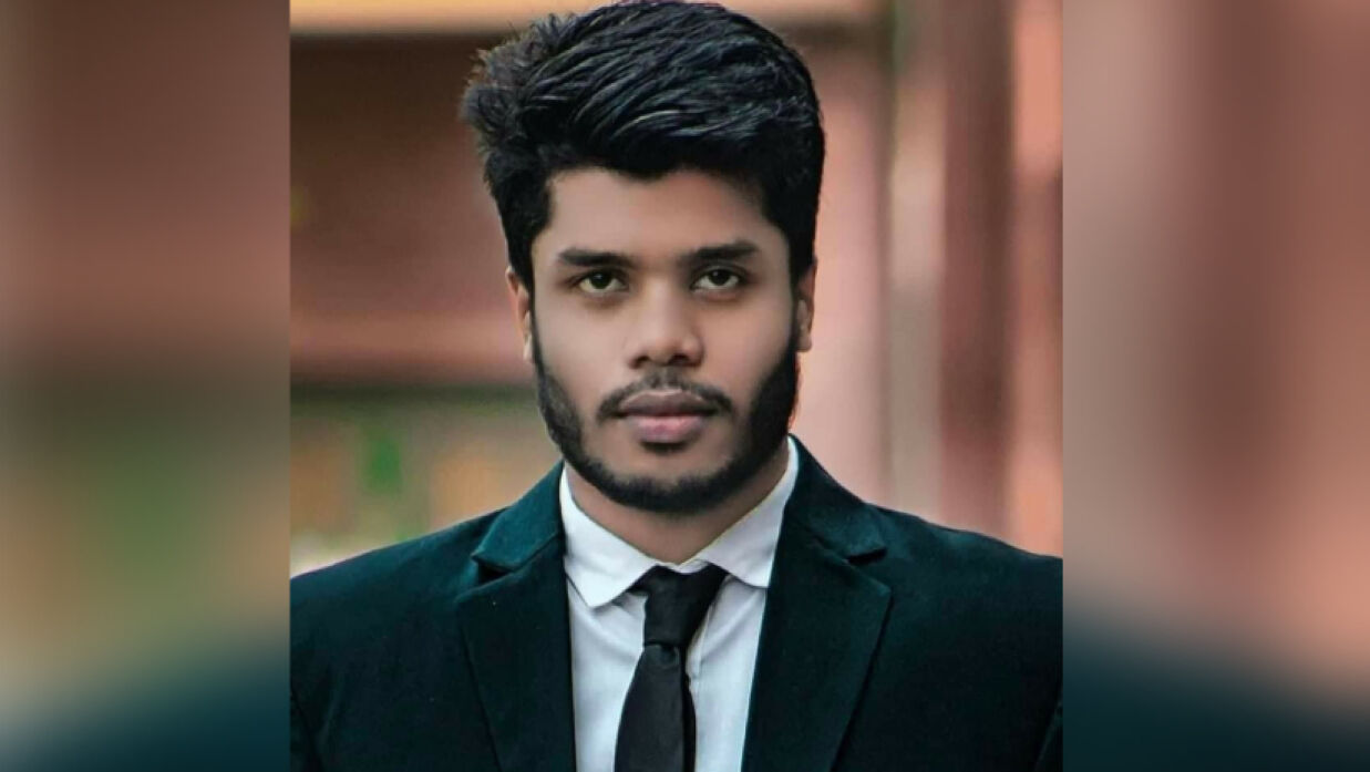 মাকে দেয়া কথা রেখে বাড়ি ফিরেছিলেন ঠিকই, তবে লাশ হয়ে