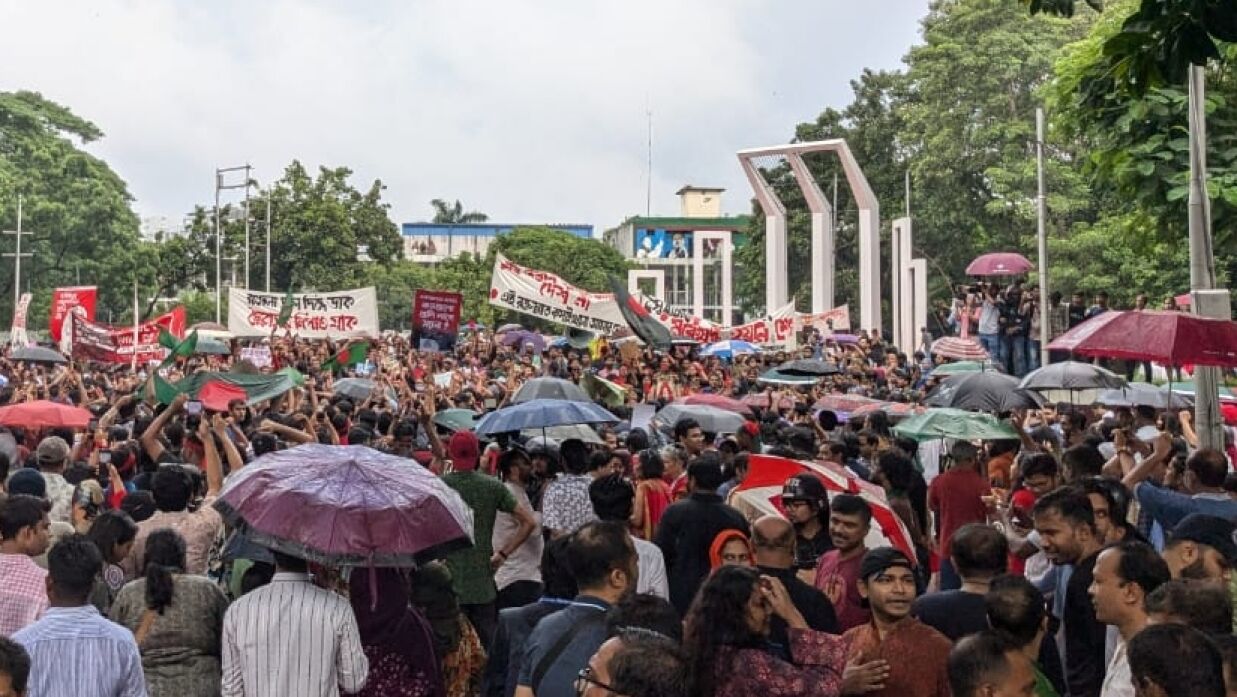 কেন্দ্রীয় শহীদ মিনার