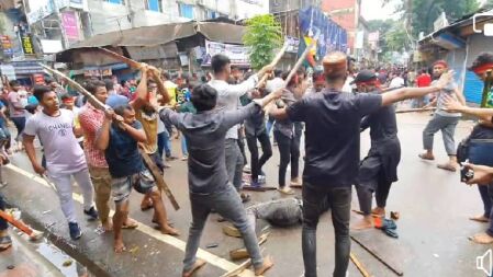 ভোলায় সংঘর্ষে ৩ জন নিহত, শহরজুড়ে নৌবাহিনী মোতায়েন