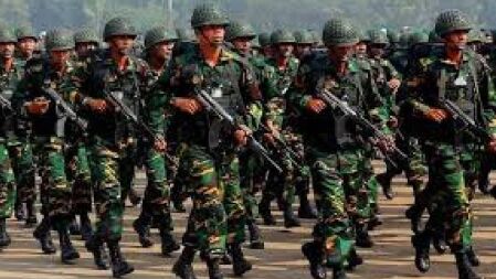 লুটতরাজ ও হিংসাত্মক কর্মকাণ্ড বন্ধে সেনাবাহিনীকে কঠোর পদক্ষেপ নেওয়ার আহ্বান