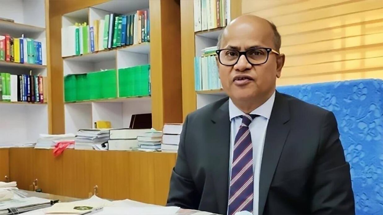 অ্যাটর্নি জেনারেল আমিন উদ্দিনের পদত্যাগ