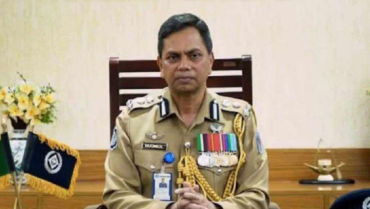 জরুরি সংবাদ সম্মেলন ডেকেছেন নতুন আইজিপি