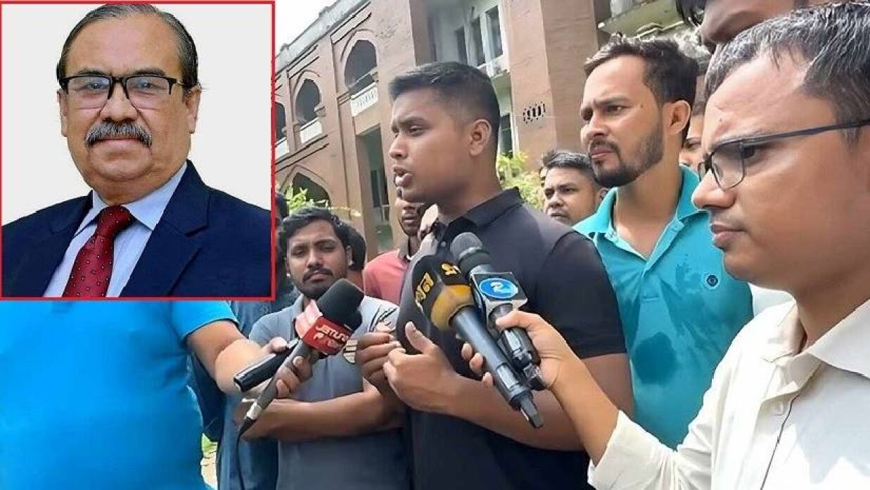 পদত্যাগের আল্টিমেটাম দিয়েছে বৈষম্যবিরোধী ছাত্র আন্দোলনের সমন্বয়ক হাসনাত আবদুল্লাহ
