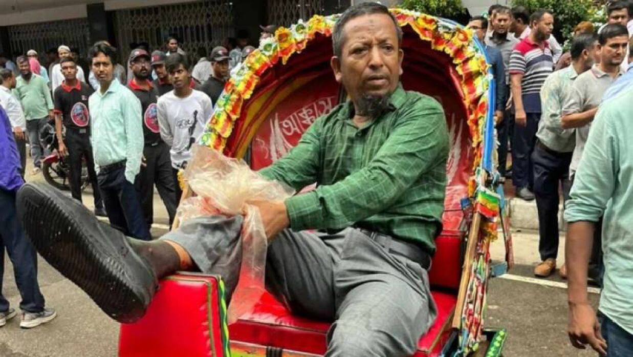 ইসলামী ব্যাংকের প্রধান কার্যালয়ে হামলা ও গুলি