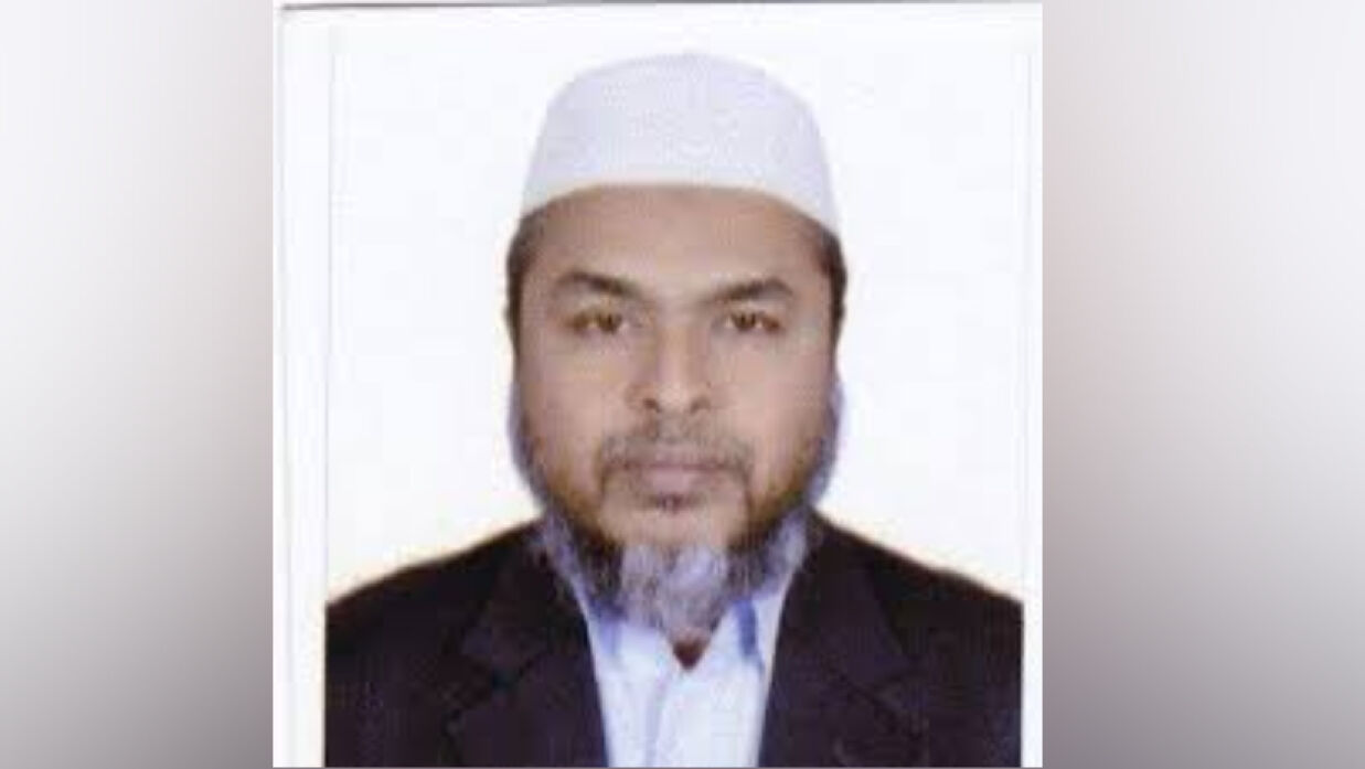 ধর্ম মন্ত্রণালয়ের সেই কর্মকর্তাকে সাময়িক বরখাস্ত