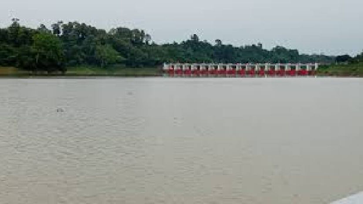 রাতে নয়, কাপ্তাই হ্রদের পানি ছাড়া হবে সকালে