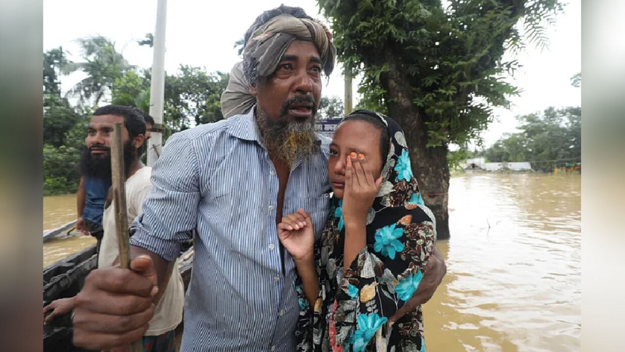 মাদ্রাসায় যাওয়ার চার দিন পর খোঁজ পেলেন বাবা